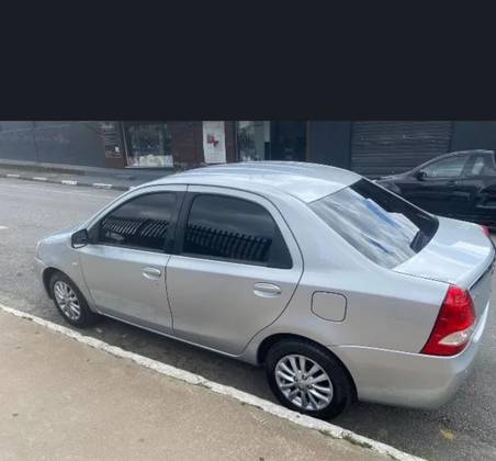 TOYOTA ETIOS 1.5 XLS SEDAN 16V FLEX 4P MANUAL TOYOTA ETIOS 1.5 XLS SEDAN 16V FLEX 4P MANUAL